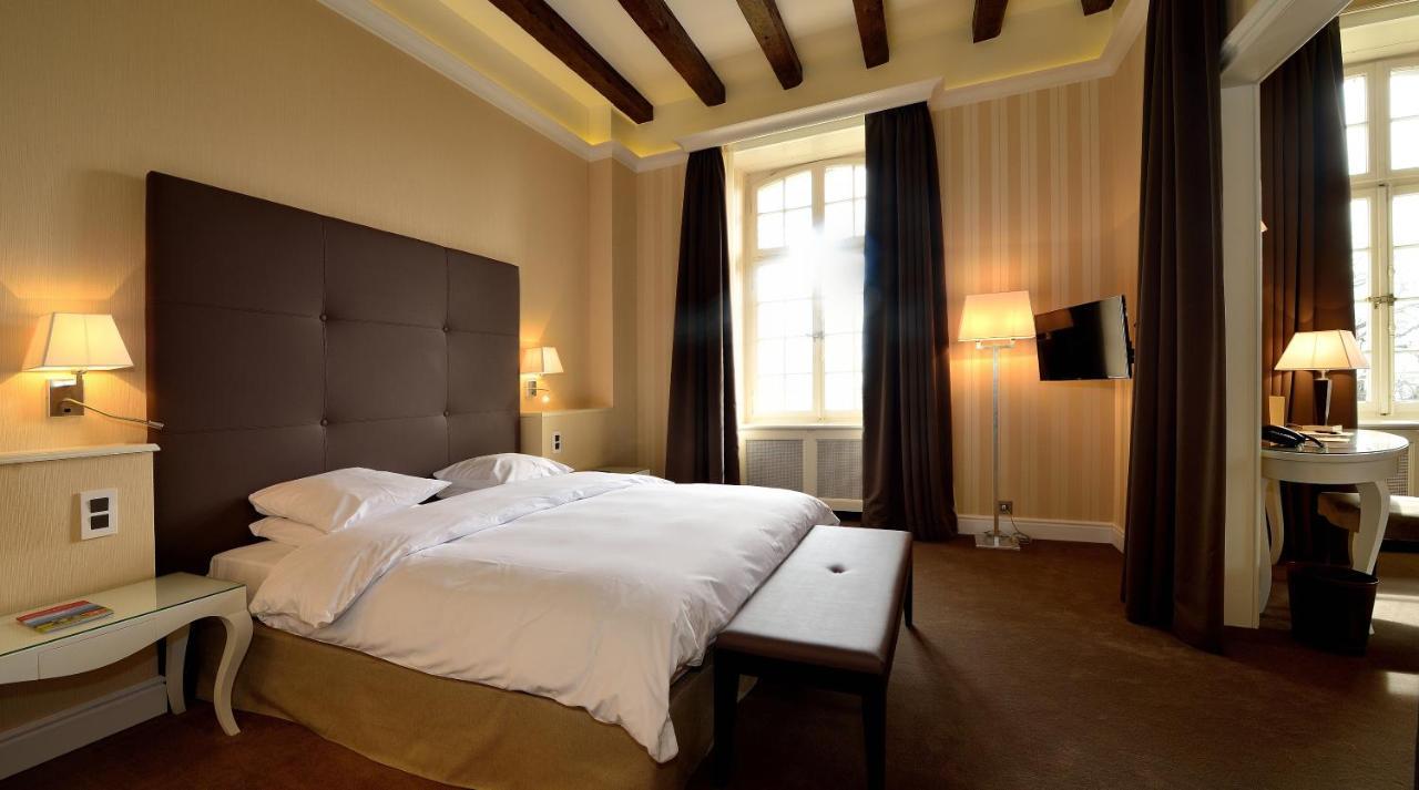 Chateau De Bonmont Cheserex Bagian luar foto